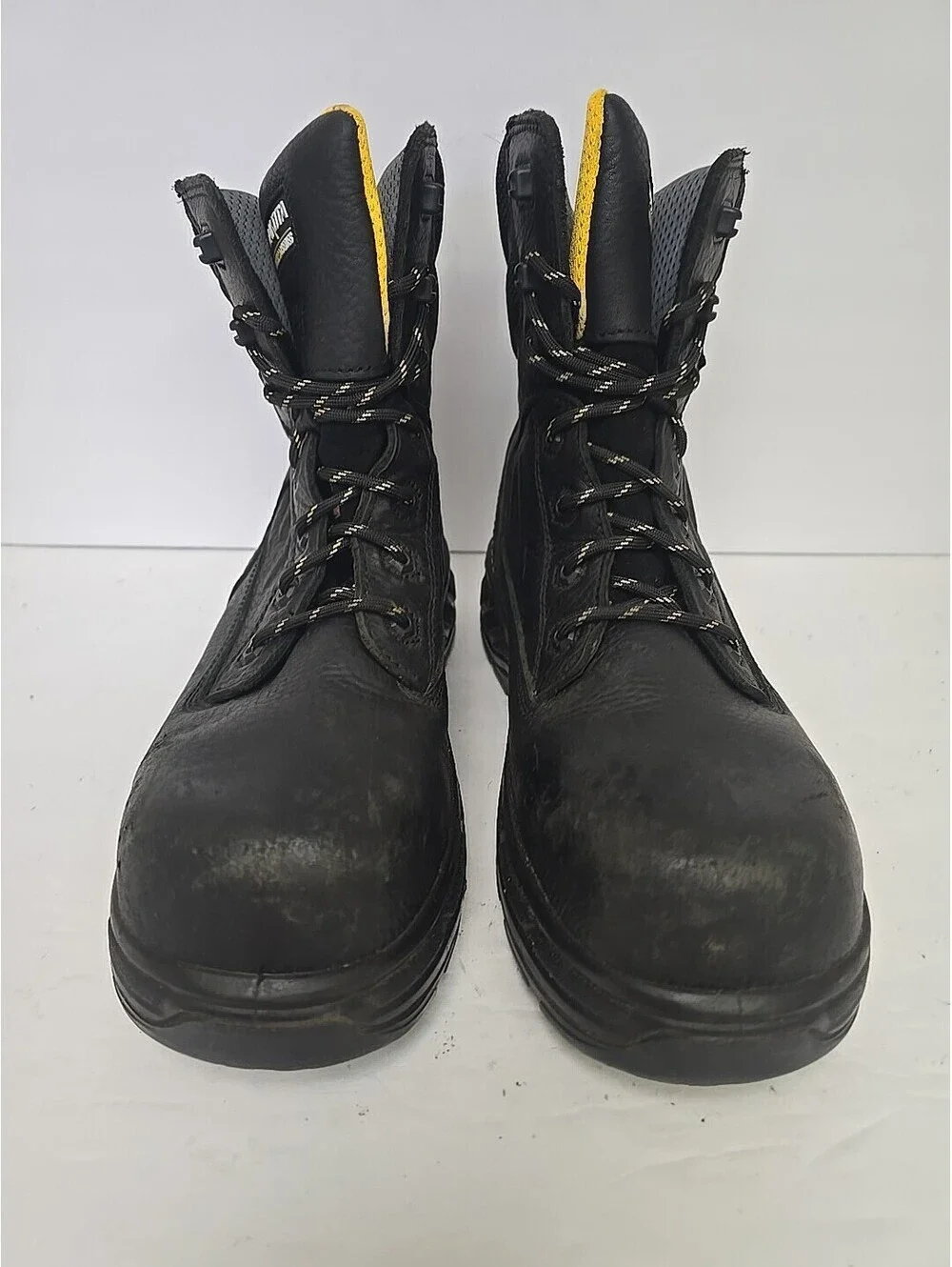 Dakota used boots